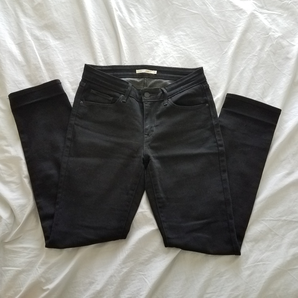 Levi's black jeans
